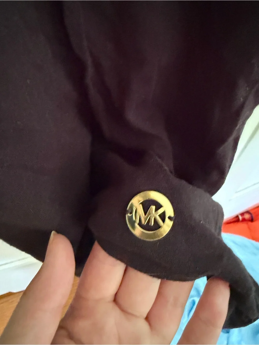 Michael Kors Black Cold-Shoulder Short Sleeve Tee